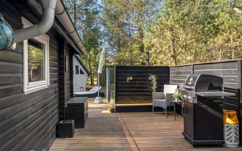 Susannah - from the Sea: Hout, Huis, Veranda, Dek, Hardwood, Dak, Beits, Houten Vloer, Eco Hotel