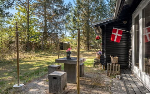 Susannah - from the Sea: Hout, Huis, Veranda, Dek, Hardwood, Dak, Beits, Houten Vloer, Eco Hotel