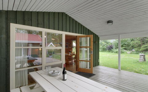 Gerasim - 400M from the Sea: Hout, Plafond, Flooring, Meubilair, Verdieping, Interieur Ontwerp, Hardwood, Veranda, Deur, Beits