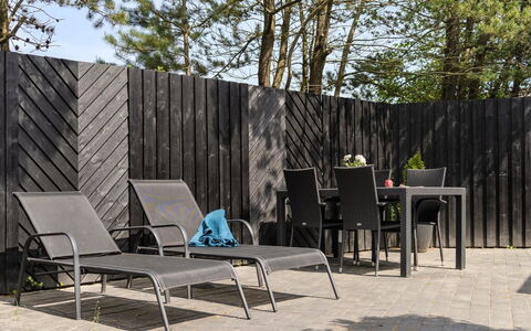 Siljan - from the Sea: Dak, Huis, Huis, Verblijf, Siding, Landgoed, Oprit, Garden Gebouwen, Werf, Schuur