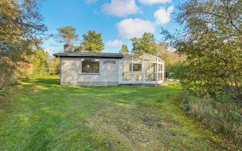 Herly - 50M from the Sea: Woongebied, Dak, Voorstad, Oprit, Landgoed, Schoorsteen