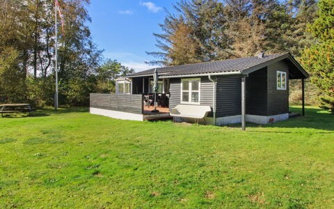 Herly - 50M from the Sea: Woongebied, Dak, Voorstad, Oprit, Landgoed, Schoorsteen