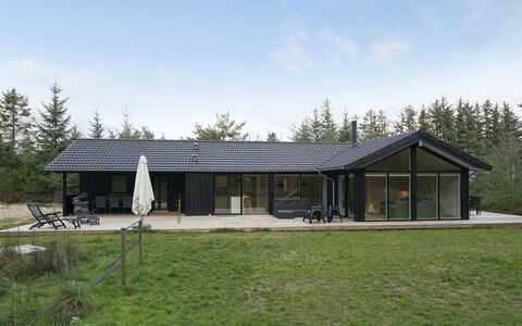 Cate - 150M from the Sea: Thatching, Verblijf, Huis, Dak, Huis, Boerderij, Hut, Landgoed, Dorp