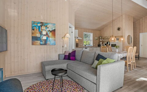 Fredegæst - 700M from the Sea: Hout, Flooring, Interieur Ontwerp, Verdieping, Meubilair, Plafond, Kamer, Woonkamer, Houten Vloer, Huis