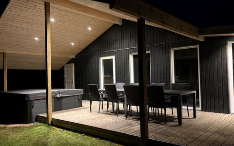 Aud - 300M from the Sea: Zwembad, Bergketen, Eco Hotel, Toevlucht, Landgoed, Vallei, Villa, Landscaping, Badplaats, Backyard
