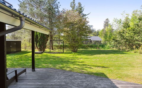 Hejdi - 350M from the Sea: Dak, Huis, Huis, Verblijf, Deur, Siding, Dek, Veranda, Plank, Hardwood