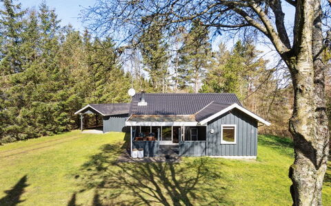 Ketildor - 100M from the Sea: Verblijf, Schuur, Hut, Boerderij, Prairie, Keet, Schuur, Blokhut, Garden Gebouwen