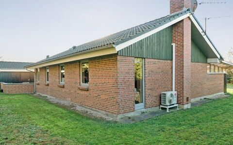 Aurea - 1Km from the Sea: Thatching, Verblijf, Huis, Dak, Huis, Boerderij, Hut, Landgoed, Dorp