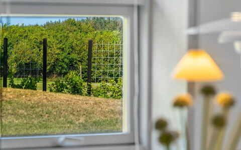 Rebecca - 1.5Km from the Sea: Dak, Huis, Huis, Verblijf, Siding, Landgoed, Oprit, Garden Gebouwen, Werf, Schuur