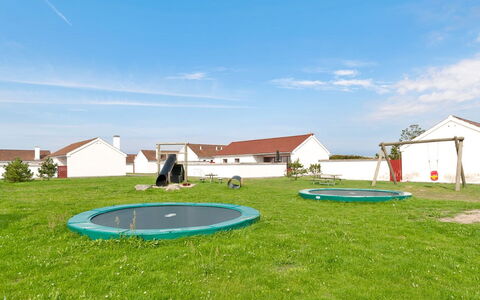 Ara - 700M from the Sea: Gras, Huis, Dak, Huis, Verblijf, Struik, Land Lot, Landelijk Gebied, Boerderij, Groundcover