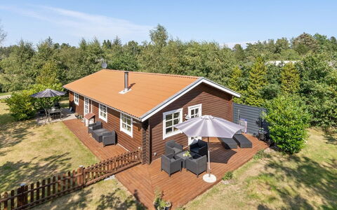 Tian - from the Sea: Hout, Huis, Veranda, Dek, Hardwood, Dak, Beits, Houten Vloer, Eco Hotel