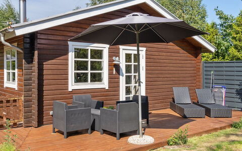 Tian - from the Sea: Hout, Huis, Veranda, Dek, Hardwood, Dak, Beits, Houten Vloer, Eco Hotel