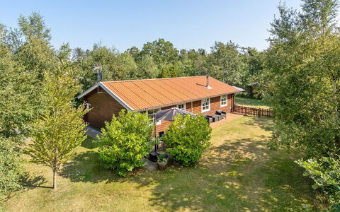 Tian - from the Sea: Hout, Huis, Veranda, Dek, Hardwood, Dak, Beits, Houten Vloer, Eco Hotel