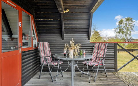 Vladanka - from the Sea: Hout, Huis, Veranda, Dek, Hardwood, Dak, Beits, Houten Vloer, Eco Hotel
