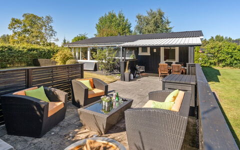 Savina - from the Sea: Meubilair, Interieur Ontwerp, Flooring, Hout, Verdieping, Plafond, Houten Vloer, Stoel, Tafel, Verlichting