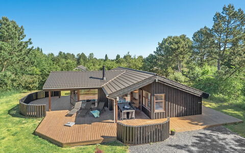 Kali - 900M to the Fjord: Dak, Huis, Land Lot, Huis, Verblijf, Landgoed, Garden Gebouwen, Schaduw, Blokhut, Landscaping