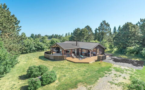 Kali - 900M to the Fjord: Dak, Huis, Land Lot, Huis, Verblijf, Landgoed, Garden Gebouwen, Schaduw, Blokhut, Landscaping