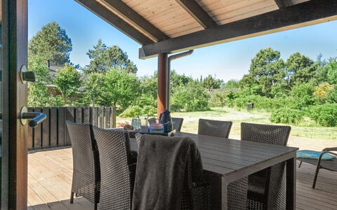 Kali - 900M to the Fjord: Dak, Huis, Land Lot, Huis, Verblijf, Landgoed, Garden Gebouwen, Schaduw, Blokhut, Landscaping