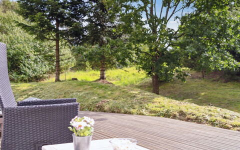 Karitte - 5Km from the Sea: Blauw, Struik, Verblijf, Groundcover, Tuin, Landgoed, Schaduw, Landscaping, Boerderij, Eco Hotel