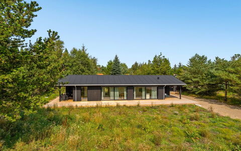 Vigga - 800M from the Sea: Architectuur, Dak, Huis, Samengesteld Materiaal, Daylighting, Siding, Oprit