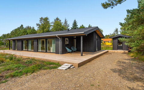 Vigga - 800M from the Sea: Architectuur, Dak, Huis, Samengesteld Materiaal, Daylighting, Siding, Oprit