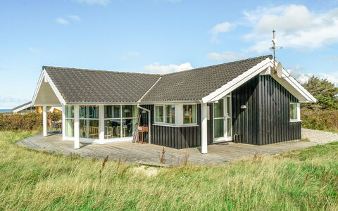 Esma - 150M from the Sea: Dak, Huis, Huis, Architectuur, Verblijf, Deur, Landelijk Gebied, Land Lot, Landgoed, Siding