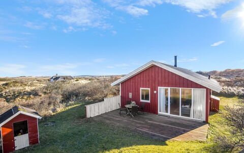 Stella - 700M from the Sea: Hout, Dak, Architectuur, Huis, Huis, Verblijf, Siding, Hardwood, Helling, Landgoed