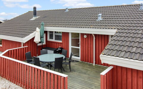 Gamal - 400M from the Sea: Meubilair, Interieur Ontwerp, Flooring, Hout, Verdieping, Plafond, Houten Vloer, Stoel, Tafel, Verlichting