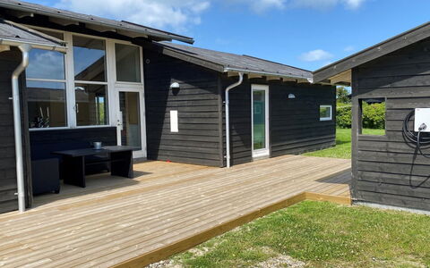 Preben - 500M from the Sea: Meubilair, Interieur Ontwerp, Flooring, Hout, Verdieping, Plafond, Houten Vloer, Stoel, Tafel, Verlichting