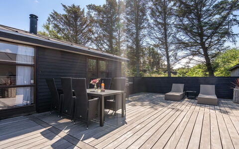 Grubbe - 600M from the Sea: Dak, Huis, Land Lot, Huis, Verblijf, Landgoed, Garden Gebouwen, Schaduw, Blokhut, Landscaping
