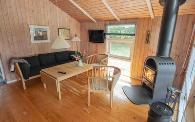 Nakke - 1.3Km from the Sea