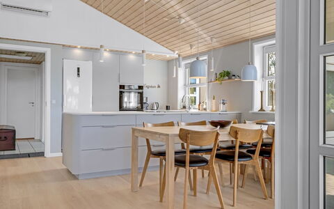Albina - 844M from the Sea: Flooring, Interieur Ontwerp, Meubilair, Verdieping, Houten Vloer, Hout, Plafond, Lichte Inrichting, Keuken, Countertop