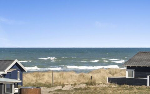 Konsta - 200M from the Sea: Zwembad, Buitenmeubels, Meubilair, Toevlucht, Flagstone, Eco Hotel, Schaduw, Stoel, Vrije Tijd, Landgoed
