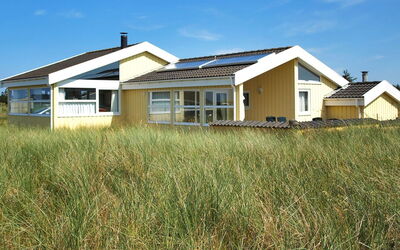 Thorir - 542M from the Sea