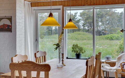 Øgrim - 204M from the Sea: Meubilair, Interieur Ontwerp, Stoel, Flooring, Tafel, Toevlucht, Verdieping, Plafond, Kamer, Eco Hotel