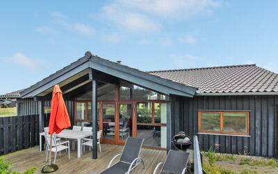 Emma - 976M from the Sea
