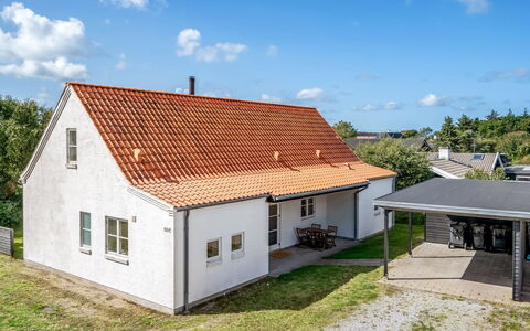 Marijanne - 500M from the Sea: Hout, Dak, Architectuur, Huis, Huis, Verblijf, Siding, Hardwood, Helling, Landgoed