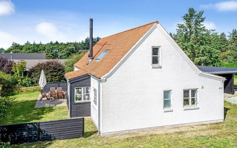 Marijanne - 500M from the Sea: Hout, Dak, Architectuur, Huis, Huis, Verblijf, Siding, Hardwood, Helling, Landgoed