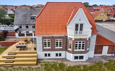 Kosara - 50M from the Sea: Architectuur, Dak, Huis, Samengesteld Materiaal, Daylighting, Siding, Oprit