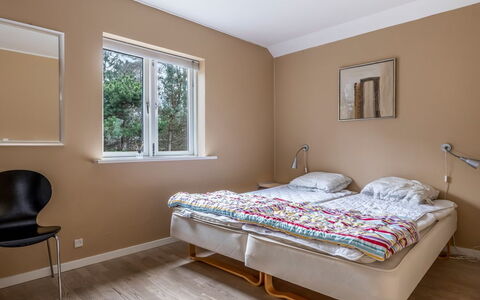 Jurgis - 300M from the Sea: Interieur Ontwerp, Muur, Verdieping, Flooring, Meubilair, Hout, Slaapkamer, Bed, Textiel, Kamer