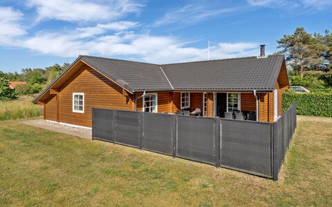 Brigitta - 1.5Km from the Sea: Thatching, Verblijf, Huis, Dak, Huis, Boerderij, Hut, Landgoed, Dorp