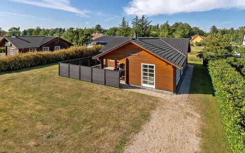 Brigitta - 1.5Km from the Sea: Thatching, Verblijf, Huis, Dak, Huis, Boerderij, Hut, Landgoed, Dorp