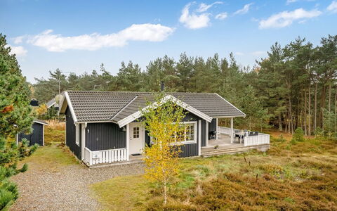 Syrine - 300M from the Sea: Dak, Huis, Huis, Verblijf, Siding, Landgoed, Oprit, Garden Gebouwen, Werf, Schuur