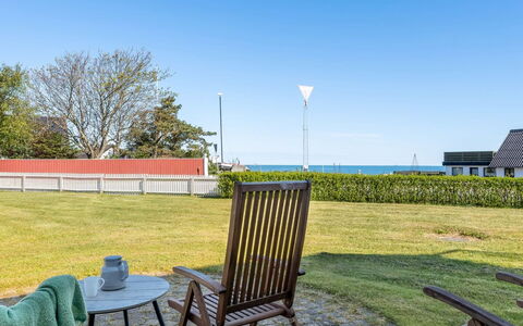 Tara - 300M from the Sea: Thatching, Verblijf, Huis, Dak, Huis, Boerderij, Hut, Landgoed, Dorp