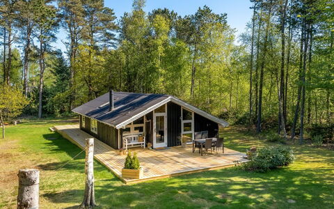 Vasa - 400M from the Sea: Hout, Huis, Veranda, Dek, Hardwood, Dak, Beits, Houten Vloer, Eco Hotel