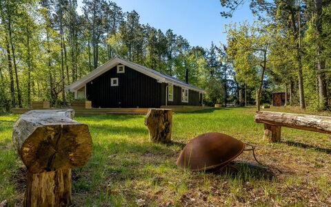 Vasa - 400M from the Sea: Hout, Huis, Veranda, Dek, Hardwood, Dak, Beits, Houten Vloer, Eco Hotel