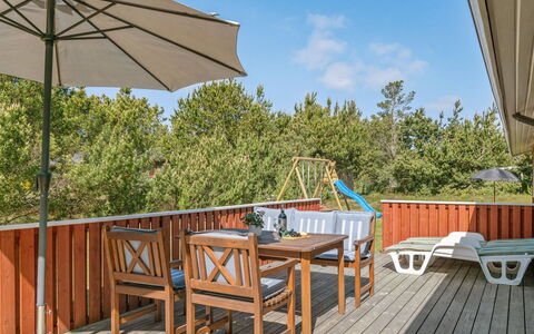 Hrefna - 350M from the Sea: Dak, Huis, Land Lot, Huis, Verblijf, Landgoed, Garden Gebouwen, Schaduw, Blokhut, Landscaping