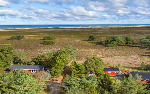Hrefna - 350M from the Sea: Dak, Huis, Land Lot, Huis, Verblijf, Landgoed, Garden Gebouwen, Schaduw, Blokhut, Landscaping