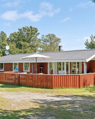 Hrefna - 350M from the Sea