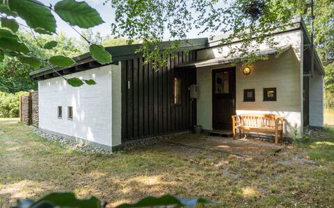 Matta - 800M from the Sea: Hout, Huis, Veranda, Dek, Hardwood, Dak, Beits, Houten Vloer, Eco Hotel